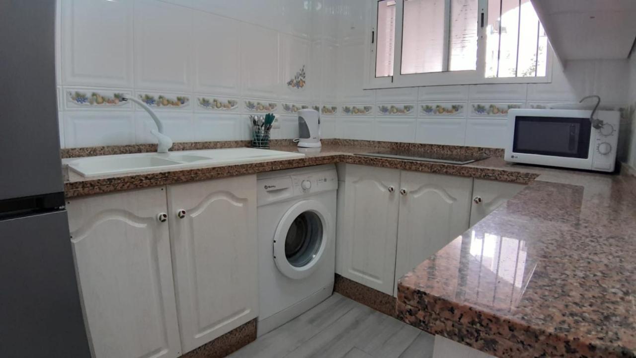 Apartamento Sol De Carabeo 네르하 외부 사진